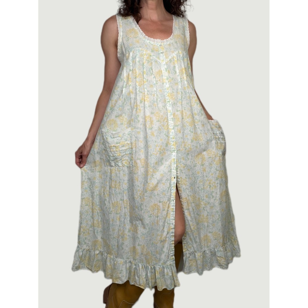 Vintage 70s Ilise Stevens Cotton Floral Prairie Nightgown Dress Maxi Eyelet Trim